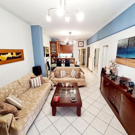 Large Terrace Apartment Near City Centre เอเธนส์ ภายนอก รูปภาพ