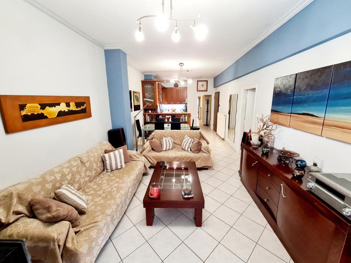Large Terrace Apartment Near City Centre เอเธนส์ ภายนอก รูปภาพ