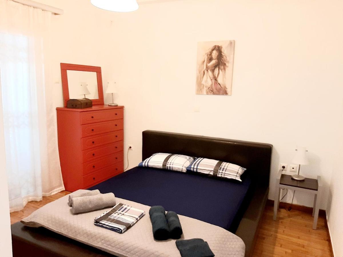 Large Terrace Apartment Near City Centre เอเธนส์ ภายนอก รูปภาพ