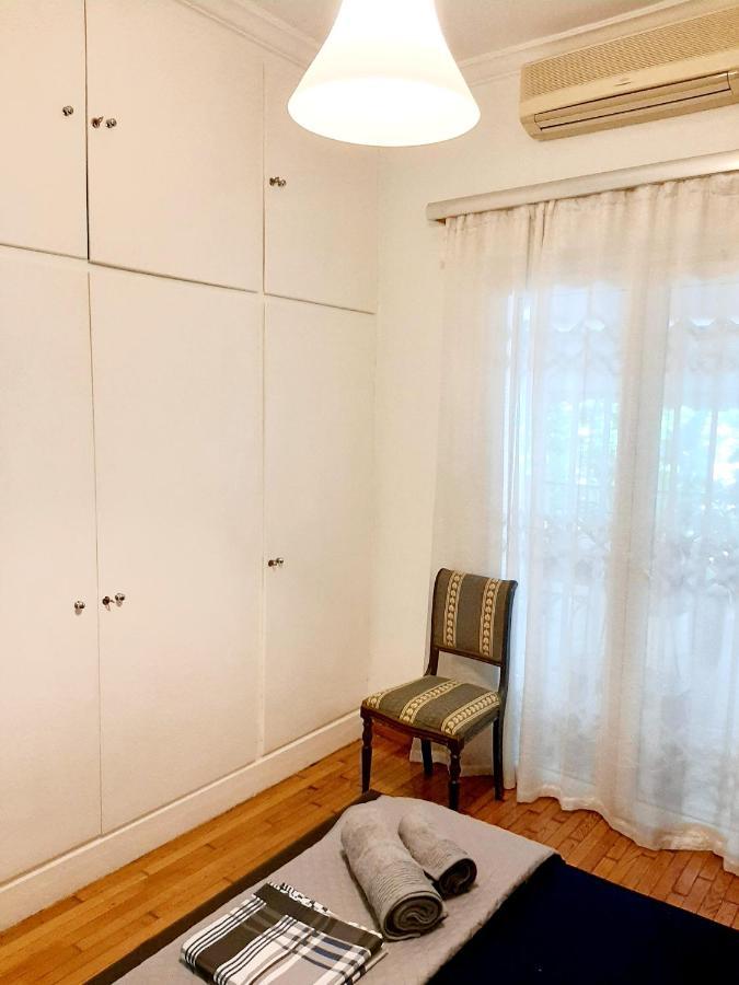 Large Terrace Apartment Near City Centre เอเธนส์ ภายนอก รูปภาพ