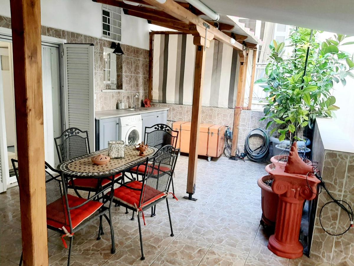 Large Terrace Apartment Near City Centre เอเธนส์ ภายนอก รูปภาพ
