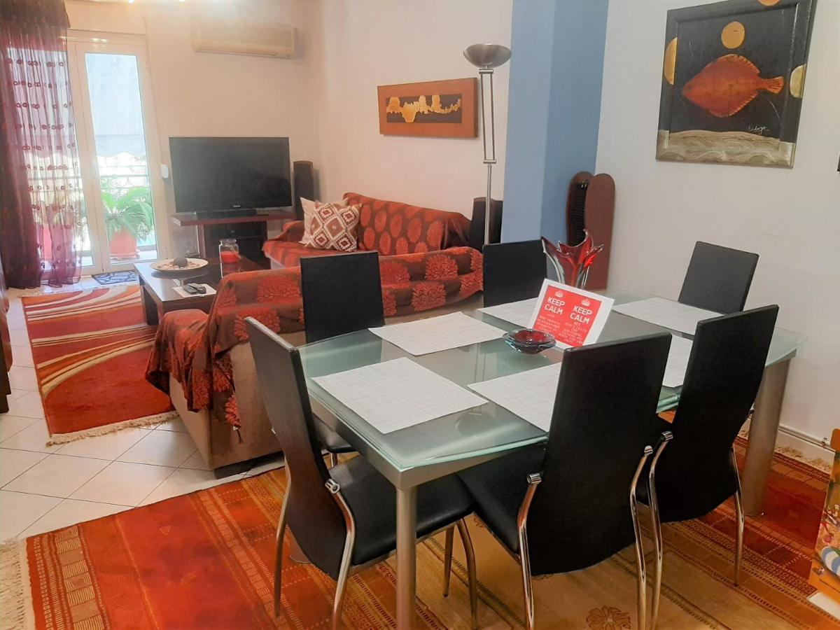 Large Terrace Apartment Near City Centre เอเธนส์ ภายนอก รูปภาพ